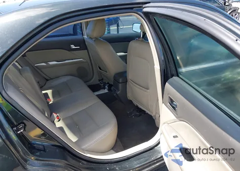 2010 Ford Fusion Hybrid z USA, uszkodzony, nr VIN 3FADP0L34AR224317